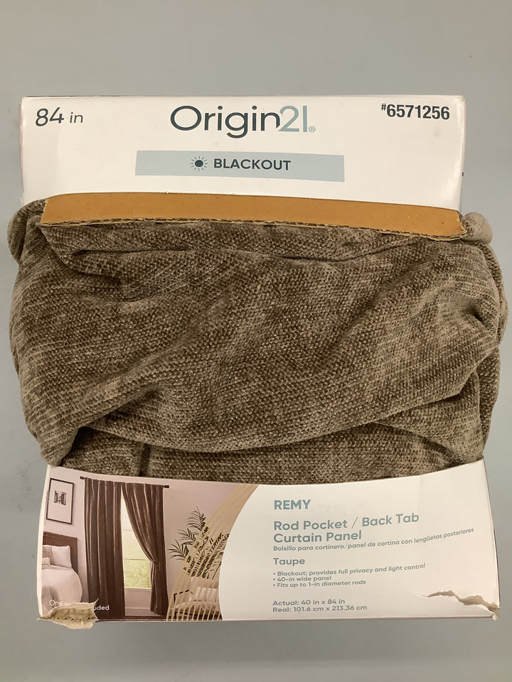 O21 40X84-IN REMY TAUPE PANEL
