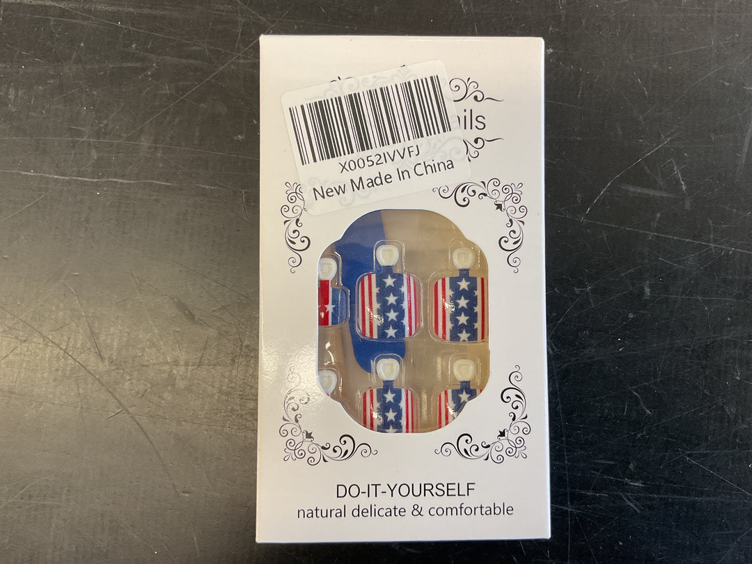 Press on nails