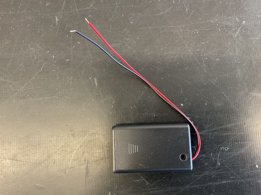 OLIREXD 4 Pack 3AAA 3X 1.5V (4.5V) Battery Holder with ON/Off Switch