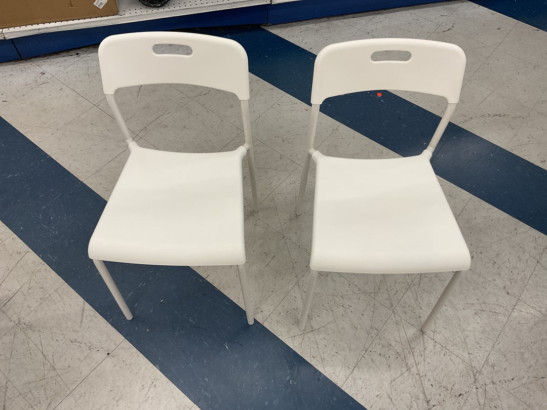 Garvee stackable dining chairs set of 2 plastic
