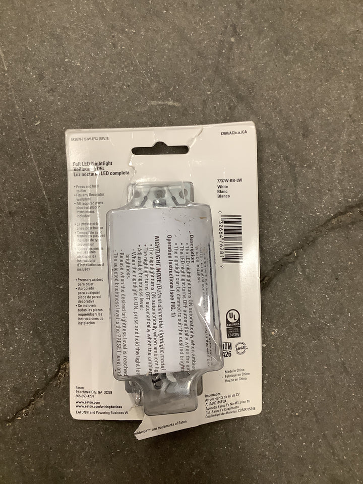 ETN 15A 120V FULL NIGHT LIGHT WH