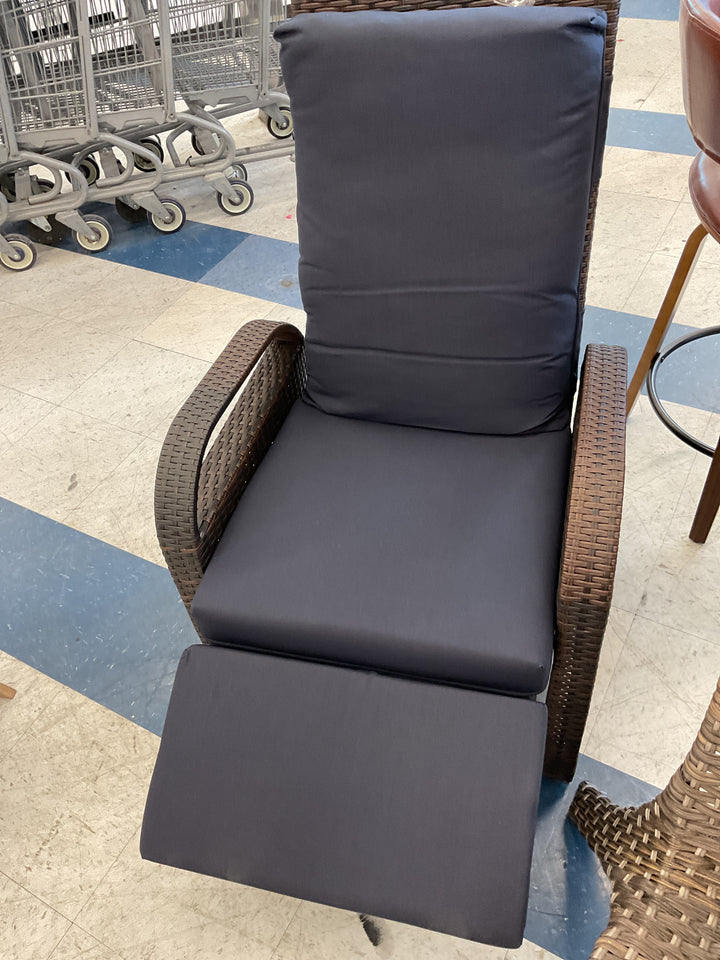 Art To Real PE Wicker Outdoor Recliner Chair (SKU: A004BRNB, Brown Wicker with Khaki Cushion)