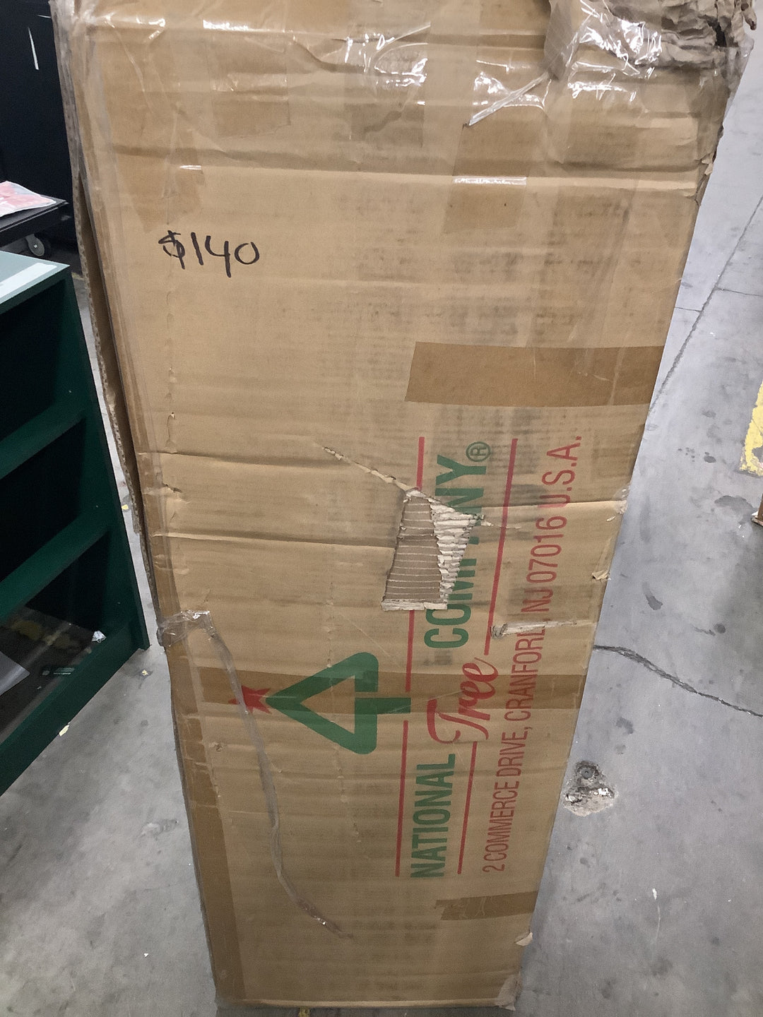 7.5 pre-lit Christmas tree unknown brand