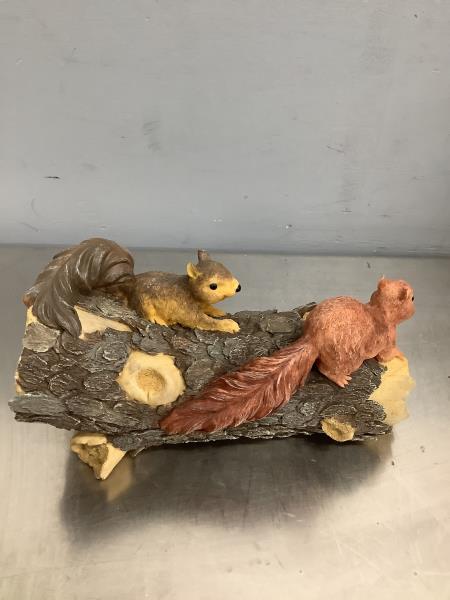 Resin Squirrels on Log Figurine - Garden Decor Retail $25.00