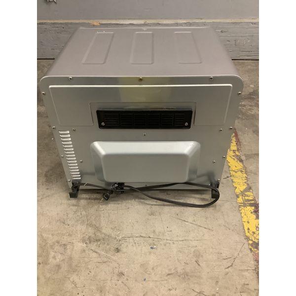 Cuisinart Glendale AZ 8500 Toast Oven Air Fryer CT0A-100PC3 Silver Retail $150.00