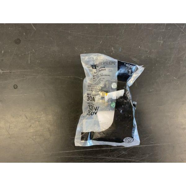 Utilitech, Flush Mount Outlet, 30A, 125V/250V Retail $15.00