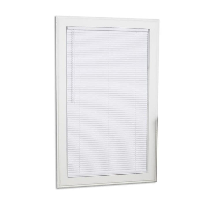 Lowes.ca Project Source 31 X 64 Cordless 1-in Room Darkening Blind White