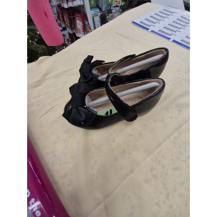 Unbranded Mary Jane Shoes - Black, Patent Leather, Bow Accent
