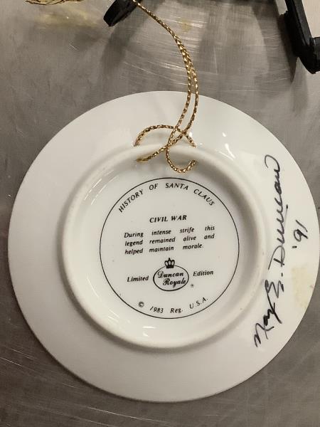 Duncan Royale Civil War History of Santa Claus Limited Edition Plate Retail $24.99