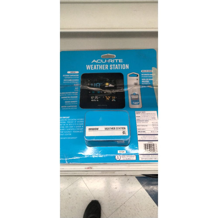 AcuRite Digital Weather Station Forecaster with Temperature and Humidity with Date and Time (00506W)