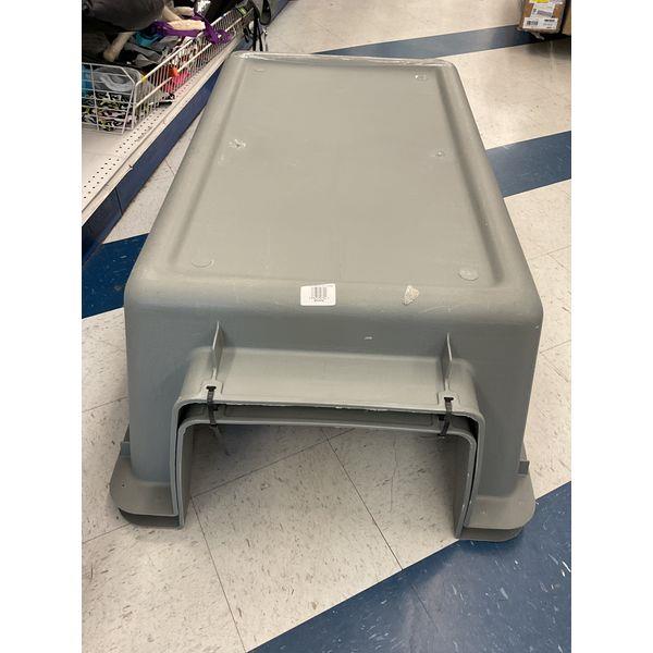 Petmate Dog House - Heavy Duty Plastic, Weather Resistant, Gray sky kennel 90-125lbs Retail $249.99