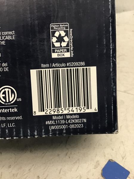 Project Source 17-in LED Flushmount Light - Adjustable Color Temperature, Nickel Finish Retail $60.00