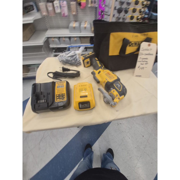 DeWalt 20V Cordless Tool Kit - 5 Speeds, Includes Battery and Kit Bag