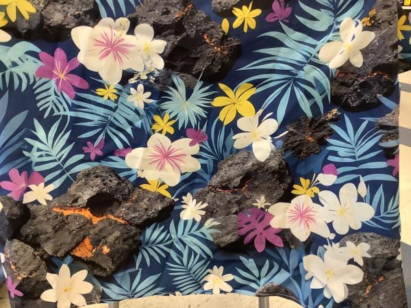 Hawaiian Print Button Shirt - Volcano & Floral Pattern - X-Large Retail $10.99