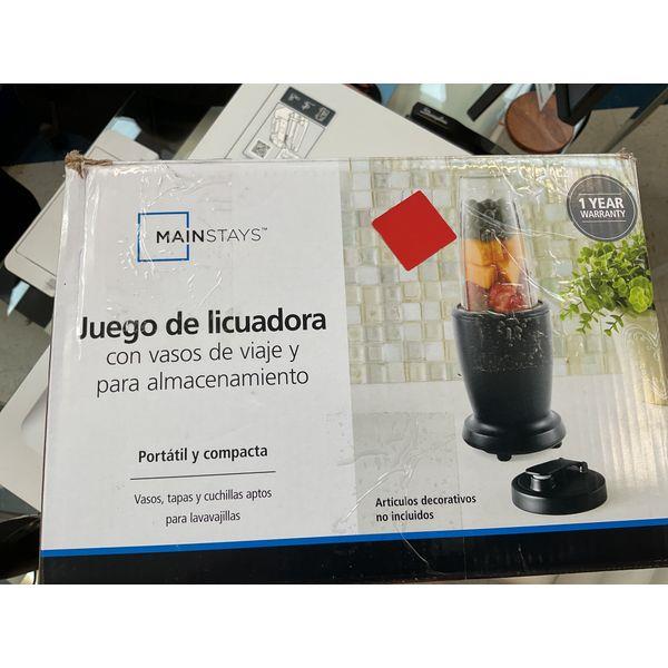 MAINSTAYS Juego de Licuadora - Travel Cups, Storage, Portable, Compact Retail $25.00