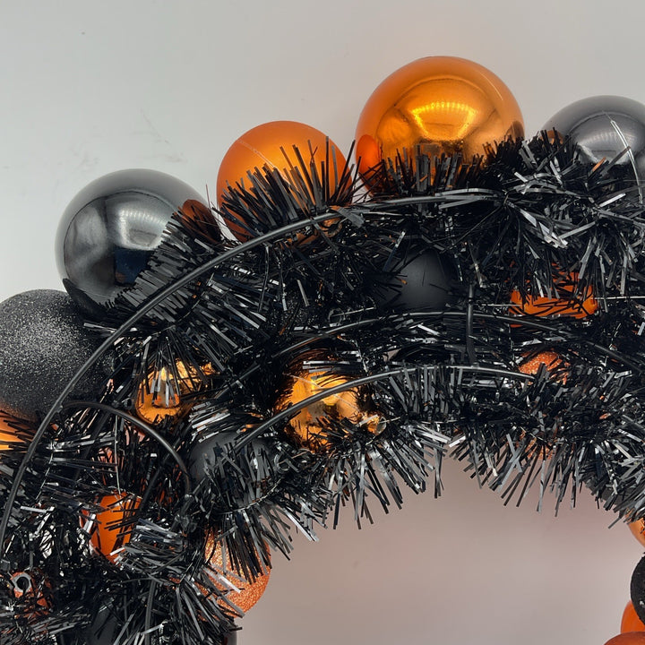 Hyde and Eek Holloween Wreath Black/Orange Shatter Resistant 16Ã¢â‚¬ÂDIA