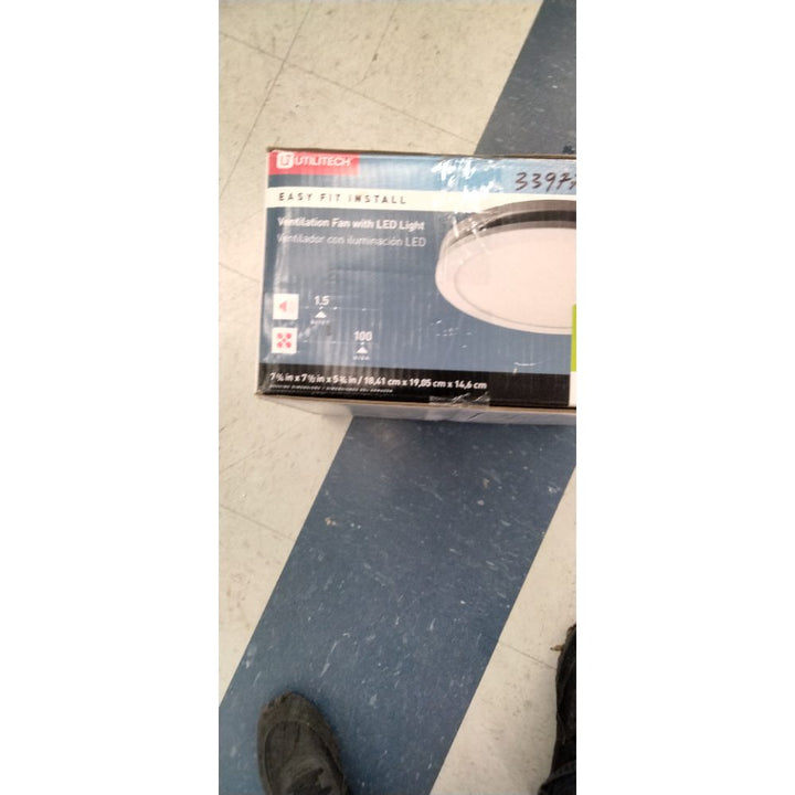 Ventilation Fan 1.5-Sone 100-CFM White Decorative Lighted Bathroom Fan (OPENBOX)