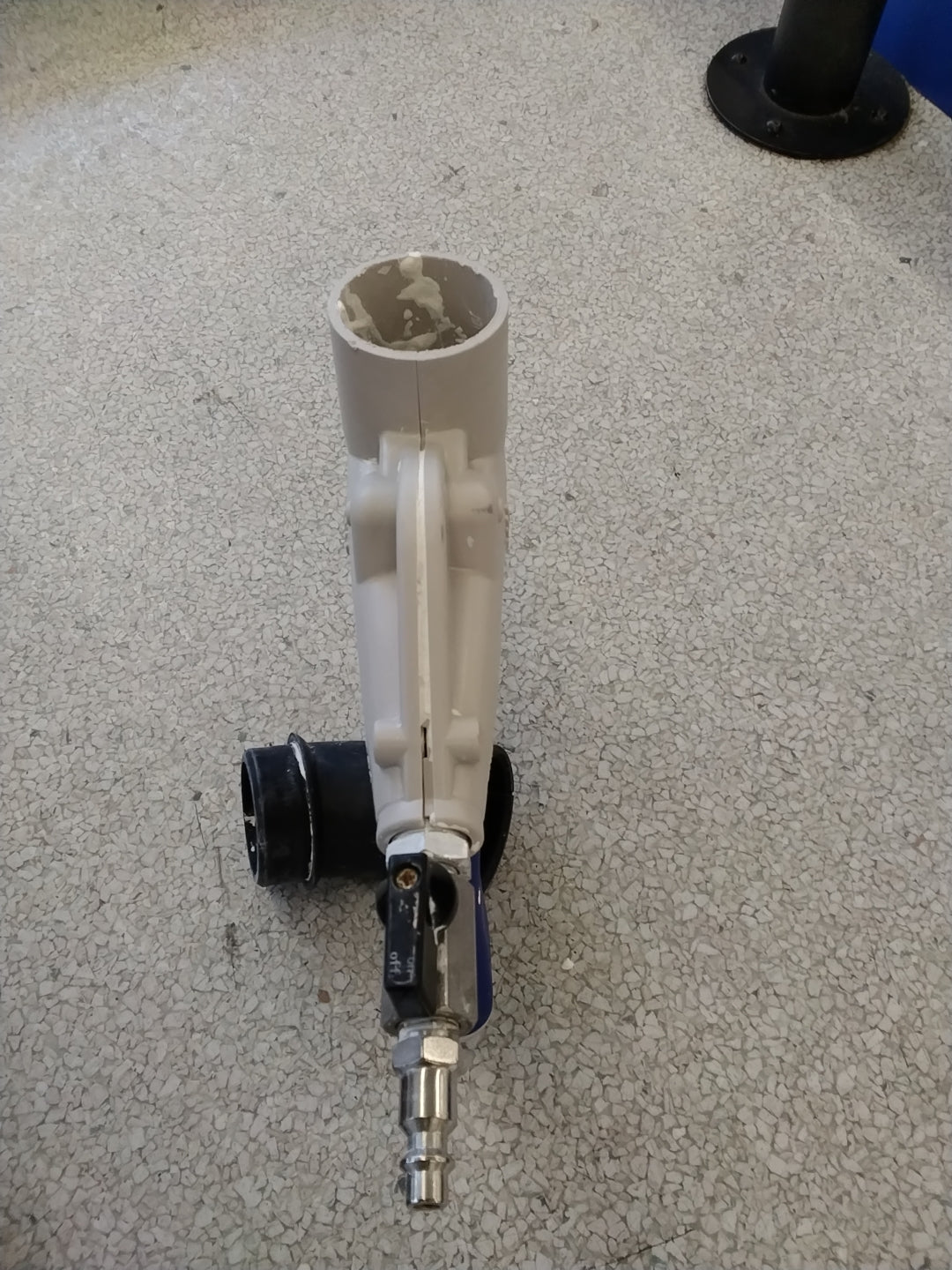MARSHALLTOWN Sharpshooter 2.1 Hopper Gun, 2-Gallon Hopper, Soft Grip Trigger, Easily Adjustable, 45 Degree Angle Adapter, Made in The USA, SS21 USED ACCEPTABLE CONDITION MSSING PARTS SEE PICTURES