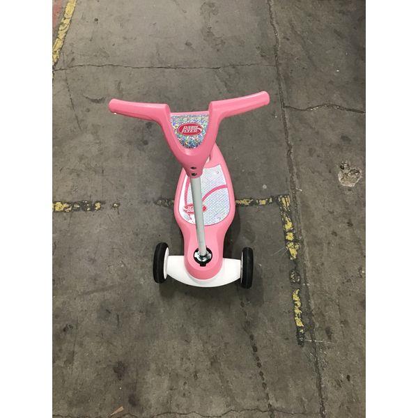 Radio Flyer Lean 'N Glide Scooter - Pink, Three-Wheel, Tilt Steering Retail $35.00