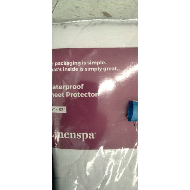 Linenspa Waterproof Mattress Pad â€“ 44" x 52" Non Slip Waterproof Sheet and Mattress Protector â€“ Highly Absorbent, Machine Washable, Quilted â€“ Fits Full & Queen, White