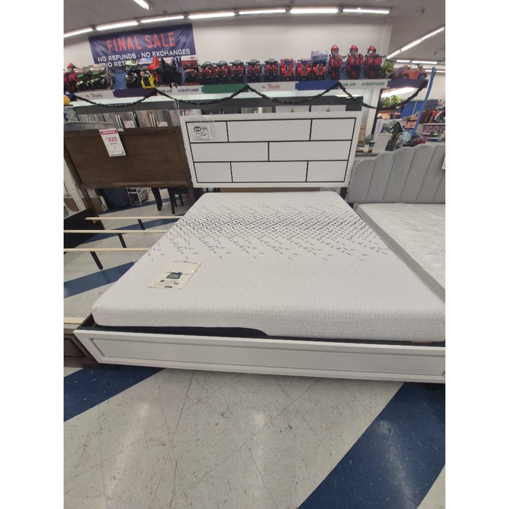 Eastern King Bed Frame - White, Modern Design