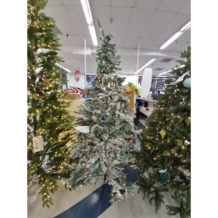 Christmas Tree - Decorated, Lights