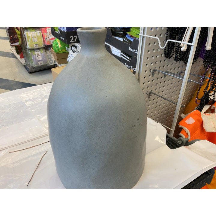 Unbranded Vase - Decorative, Ceramic, Gray