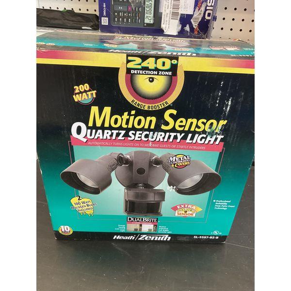 Heath/Zenith 240 Degree Motion Sensor Quartz Security Light - 200 Watt Retail $75.00