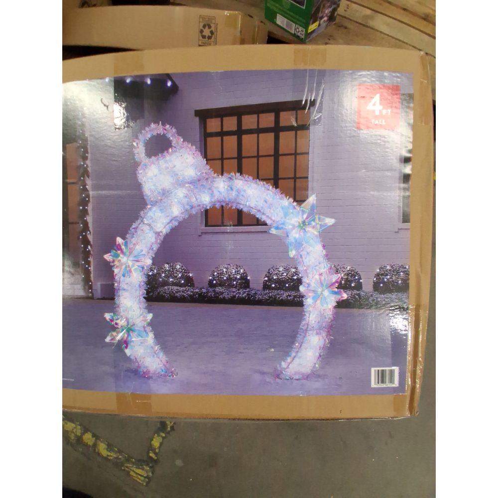 Member's Mark Iridescent Ornament Decor - Pre-Lit, 110 LED Lights, 4 Prismatic Snowflakes, Includes Stakes Retail $120.00