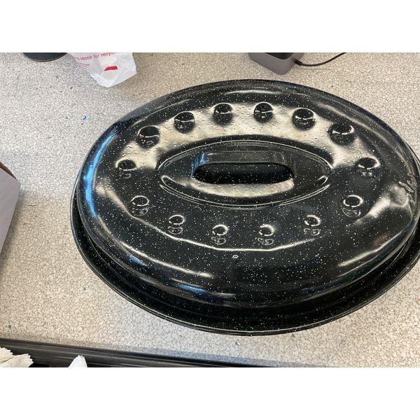 Granite Ware Roaster - Oval, Black, Speckled Enamel Finish, Vented Lid Retail $35.00