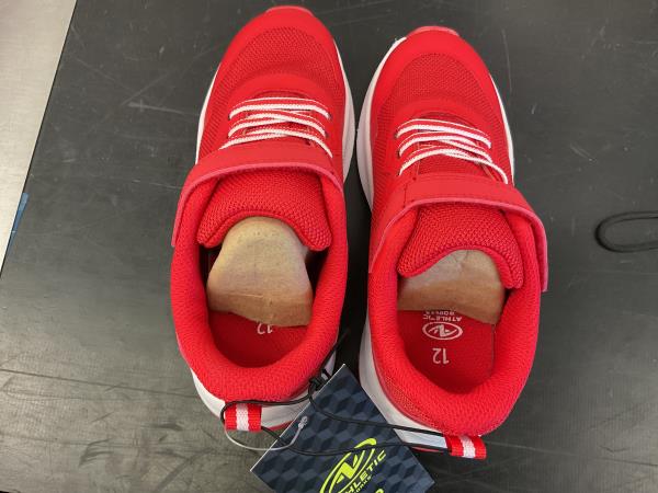 Athletic Works Kids Size 12 Red Athletic Shoes Retail $14.98