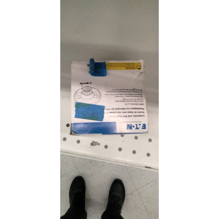Lampholders/Adaptors/Accessories EA