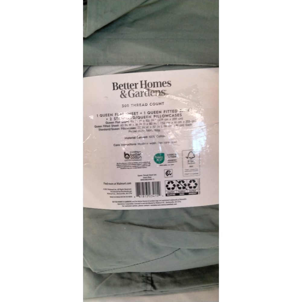 Better Homes & Gardens Cool & Crisp 4-Piece 300 Thread Count Green River Cotton Percale Sheet Set  Queen