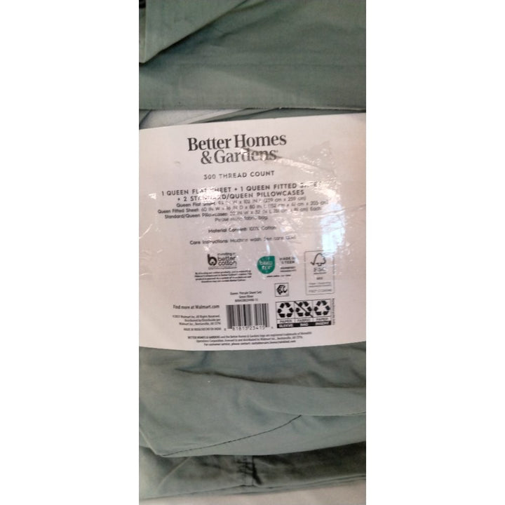 Better Homes & Gardens Cool & Crisp 4-Piece 300 Thread Count Green River Cotton Percale Sheet Set  Queen