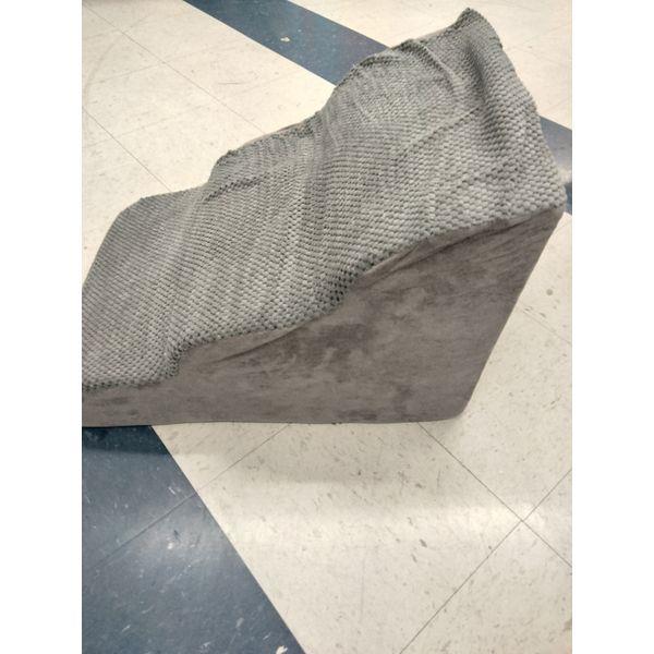 Pet Stairs - 3-Step, Gray, Knitted Fabric Retail $45.00