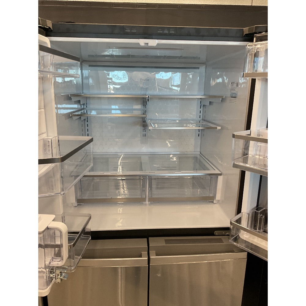 GE Refrigerator - French Door, Stainless Steel, Super Deal