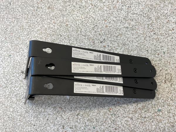 Allen + Roth 9.02-Inches L X 0.98-Inches W X 6.5-Inches D Black Shelf Bracket Retail $20.00