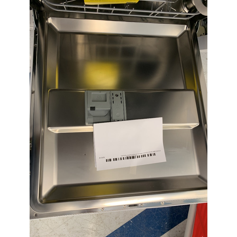 GE Dishwasher - White, Super Deal