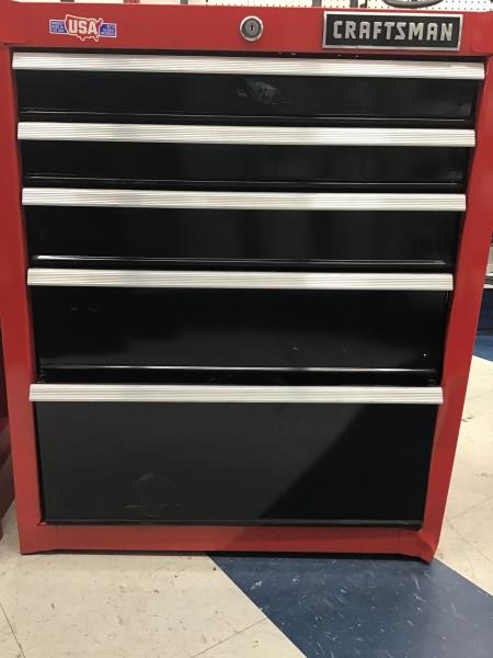 Craftsman Tool Chest - 5 Drawers - Red Retail $250.00