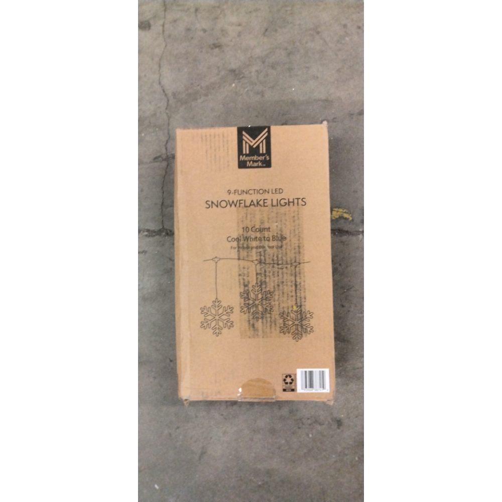 Member's Mark 9-Function LED Snowflake Lights - 10 Count, Cool White to Blue Retail $25.00