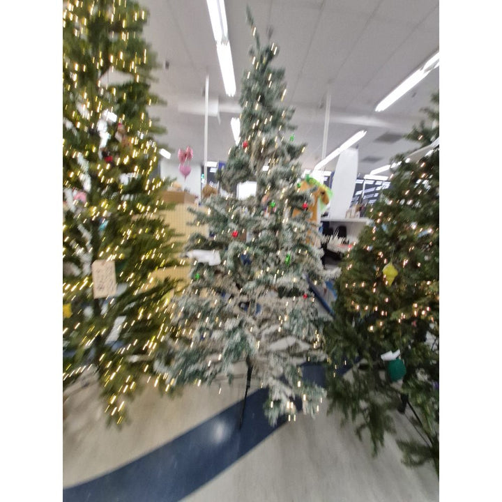 Christmas Tree - Decorated, Lights