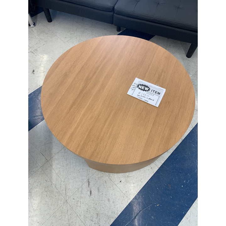 Round Coffee Table, Wooden, Contemporary Design