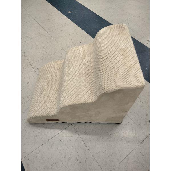 Aedismon Pet Steps, Folding Lightweight, Beige Retail $40.00