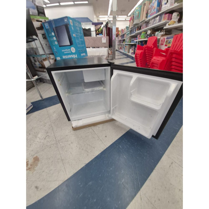 Hisense Compact Refrigerator - Space-Saving Design, Adjustable Thermostat, Silver