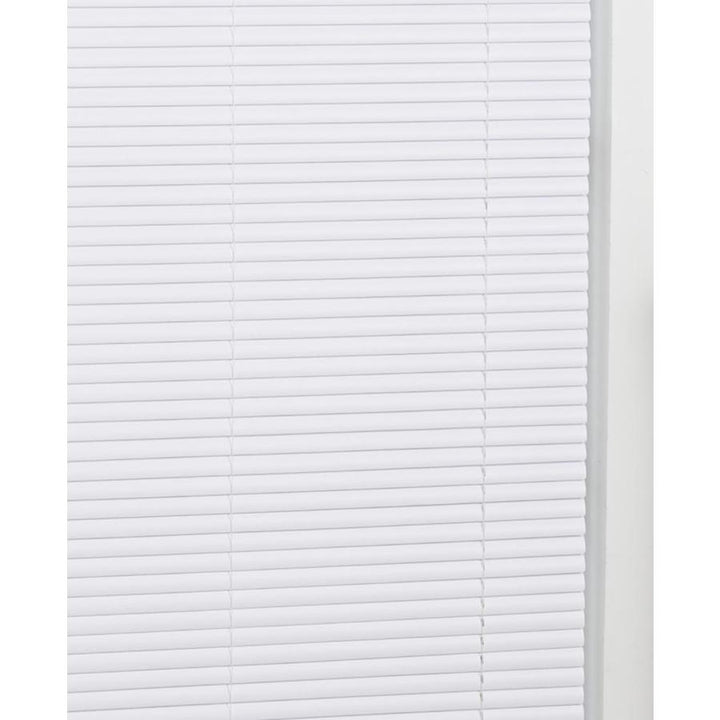 Lowes.ca Project Source 31 X 64 Cordless 1-in Room Darkening Blind White