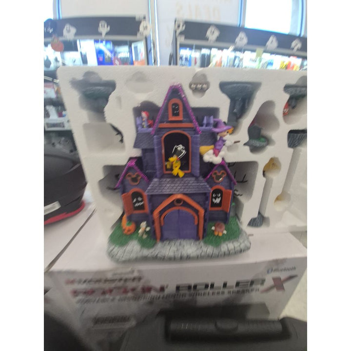 Disney Mickey & Friends Haunted Halloween Village - 9 Pieces, LED Lights