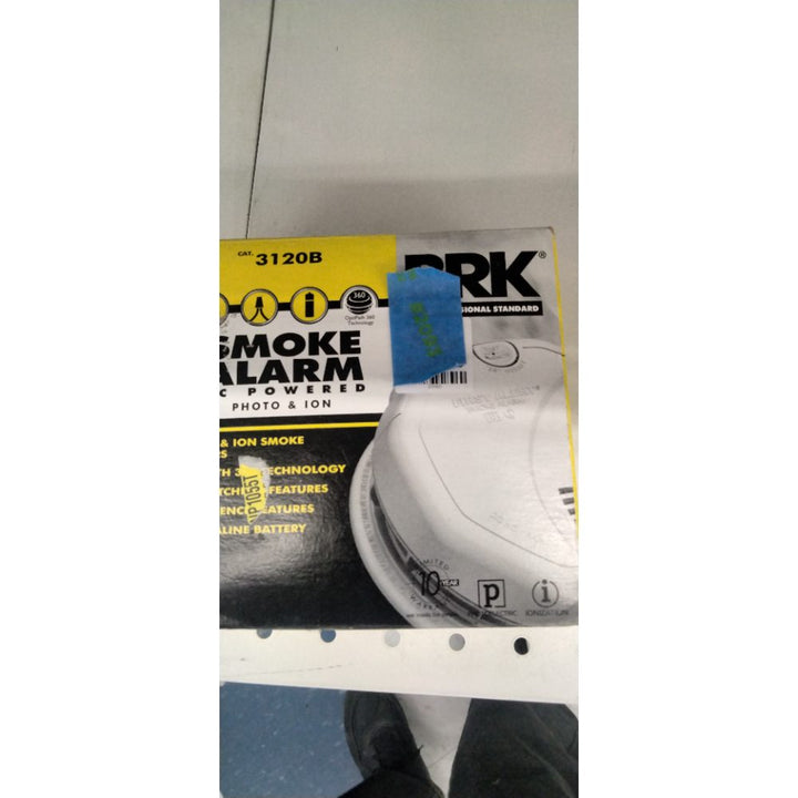 First Alert BRK 3120B Hardwired Smoke Detector with Photoelectric and Ionization with Battery Backup