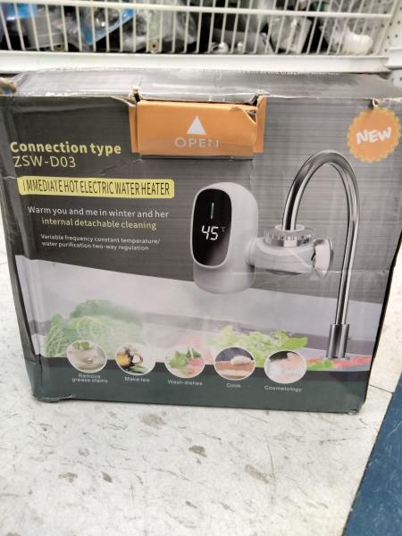 ZSW-D03 Immediate Hot Electric Water Heater - Digital Display, Detachable Cleaning Retail $60.00