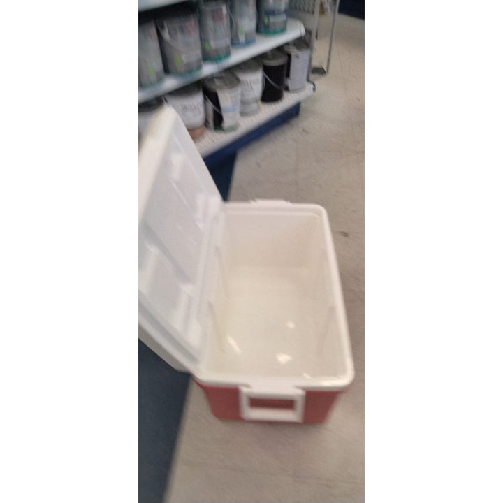 Igloo 48 QT Laguna Ice Chest Cooler  Red