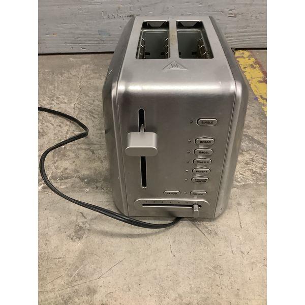 Cuisinart Custom Select 2-Slice Toaster - Brushed Stainless Steel Retail $50.00